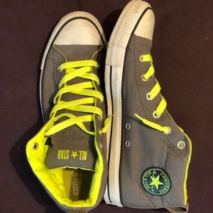 CHUCK TAYLOR ALL STAR MID-TOP - MEN'S US size 11